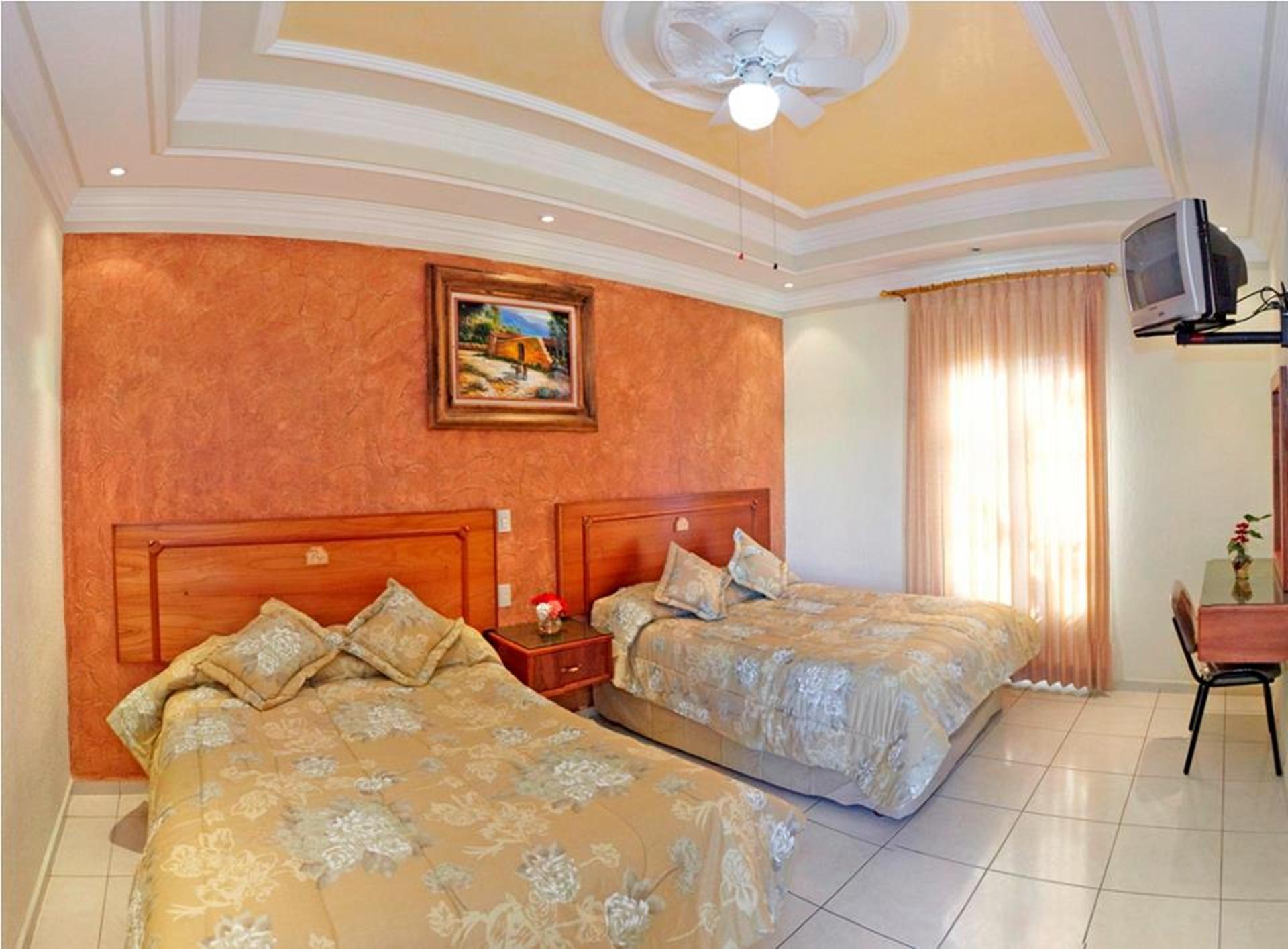 Hotel Rincon Tarasco Морелия Екстериор снимка
